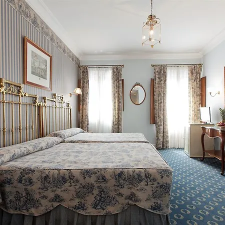 Doña María Hotel
