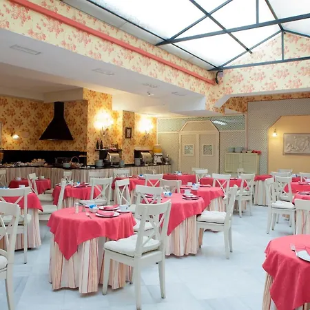 دونيا ماريا إشبيلية