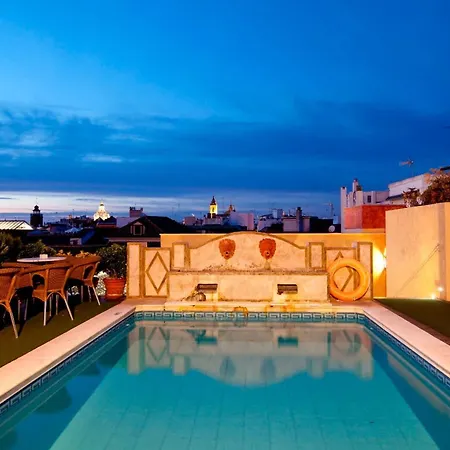 فندق دونيا ماريا 4*