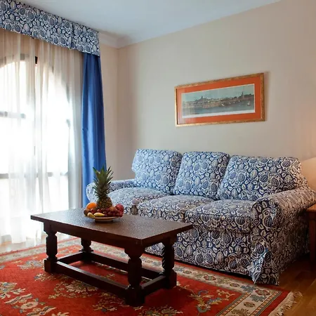 دونيا ماريا إشبيلية