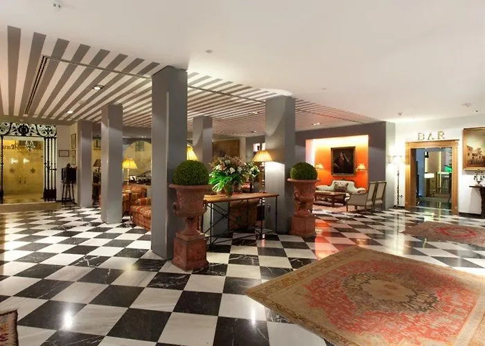 Dona Maria 4* Sewilla