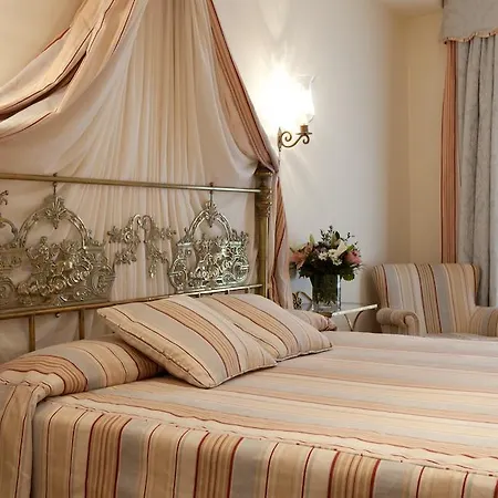 Dona Maria Hotel Séville