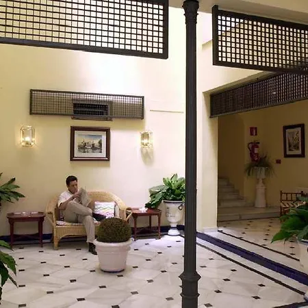 Hotel Dona Maria 4*